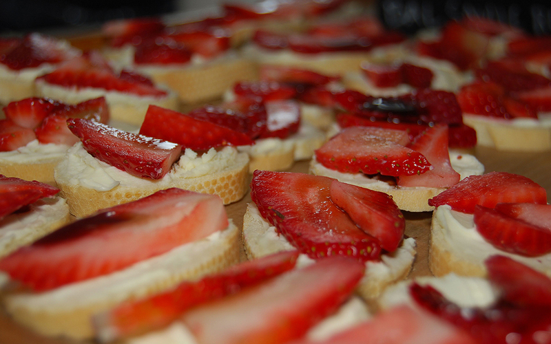 The third jewel in Plate Catering's crostini crown was fresh strawberries and mascarpone with a balsamic drizzle. PHOTOS BY BOB YESBEK